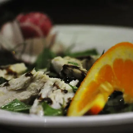 ホテル Su Giganti