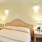 Su Giganti Hotell 3*