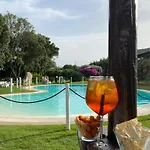 Su Giganti Hotell 3*