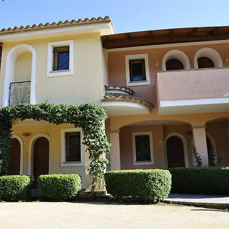 Su Giganti Ξενοδοχείο Villasimius